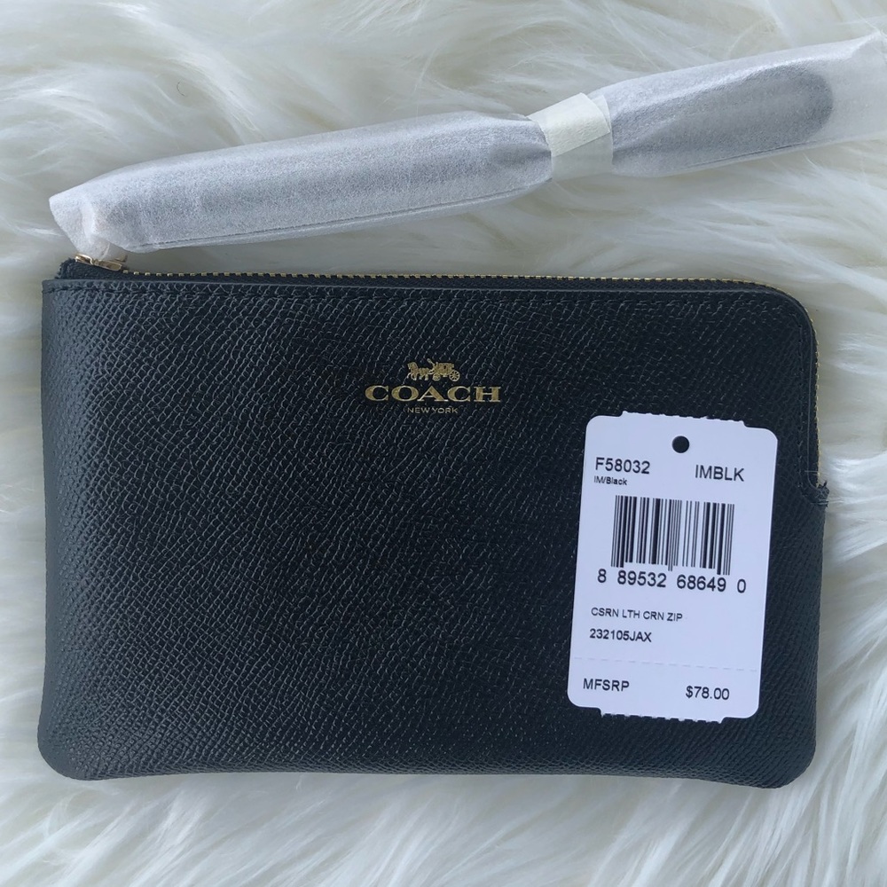 Coach Corner Zip Wristlet Black